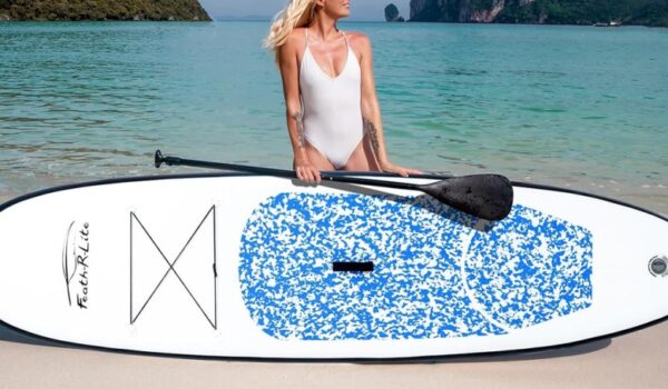 feath-r-lite-paddle-board-amazon-2.jpg